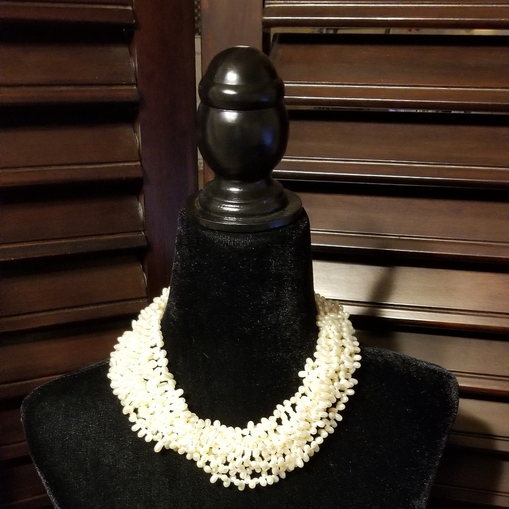 Elegant Freshwater Pearl Necklace